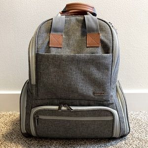Luxja Pump Backpack- dark gray, lots of pockets, Medela cooler bag included